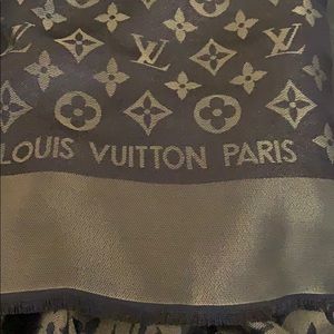 Louis Vuitton Accessories - Louis Vuitton Brown Monogram Shine Shawl Louis Vuitton Accessories - Louis Vuitton Brown Monogram Shine Shawl